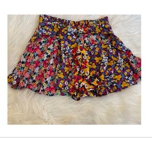 Patrons of Peace Wildflower Shorts - NWT - Size Small